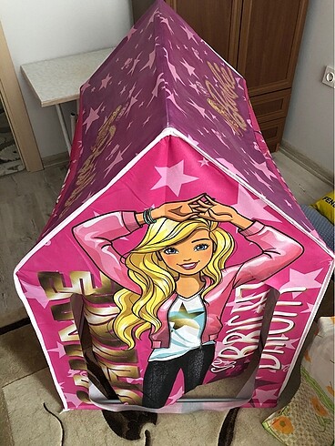 Barbie oyun çadırı