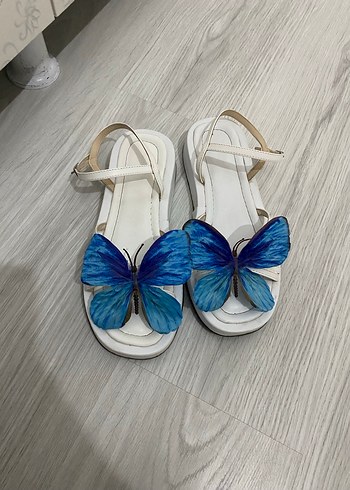 Mavi Kelebek Detaylı Platform Topuklu Kadın Sandalet