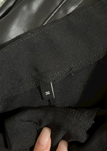 Nervür dikişli şort - Görsel 3