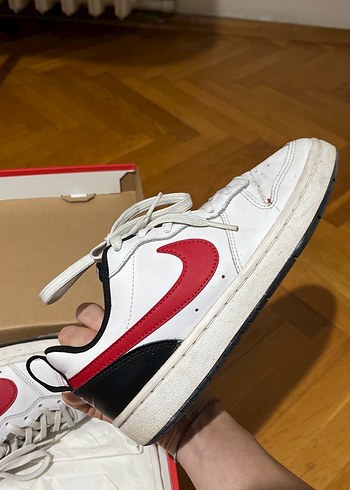 36,5 Beden beyaz Renk Nike court