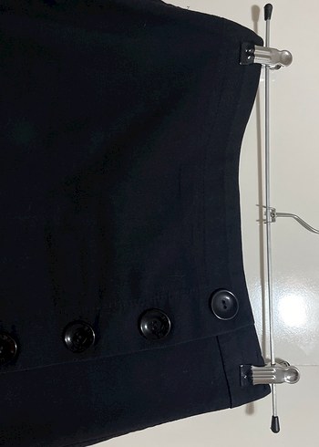 Düğmeli Siyah Mini Etek - Görsel 2