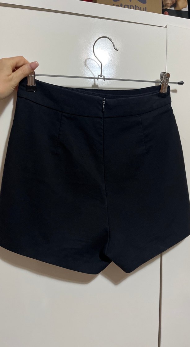 Düğmeli Siyah Mini Etek - Görsel 3