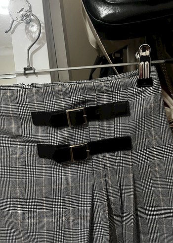 Kemer Detaylı Gri Ekose Mini Etek - Görsel 3