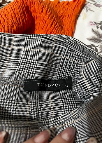 Kemer Detaylı Gri Ekose Mini Etek - Görsel 5