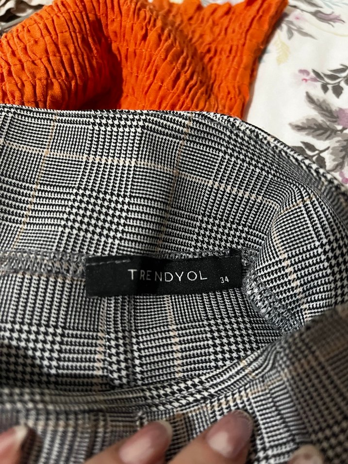 Kemer Detaylı Gri Ekose Mini Etek - Görsel 5