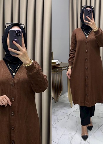 Uzun Kahverengi Düğmeli Kadın Hırka boy 105. cm / 107 52.54
