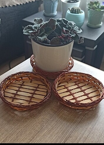 Saksı altlığı