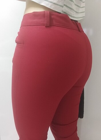 kırmızı pantolon 
