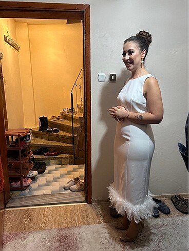 Nişan elbisesi