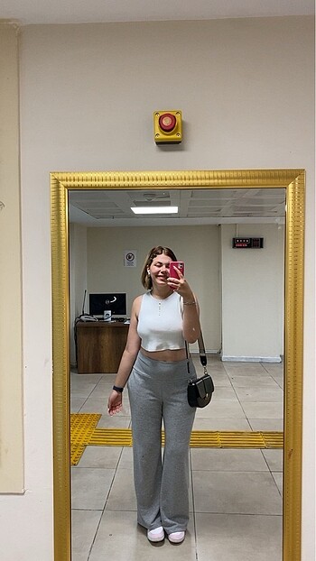 Beyaz Crop
