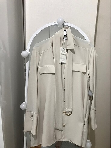 Taş rengi beli bağlamalı gömlek