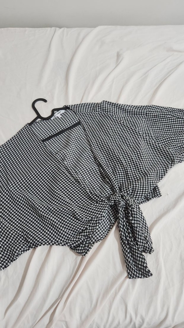 Koton Bağlamalı Ön Detaylı Siyah Bluz - Görsel 5