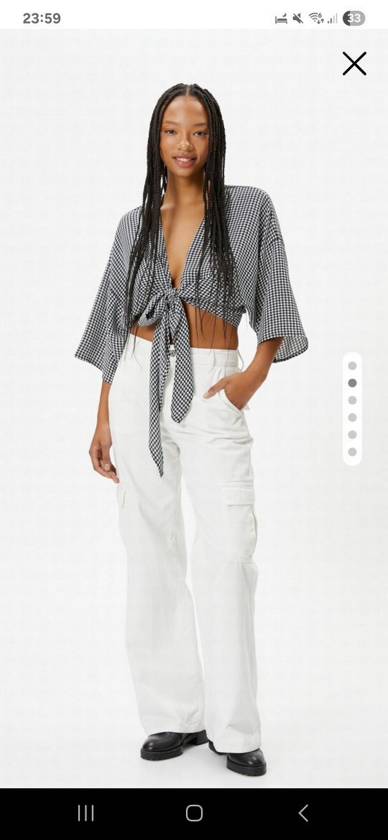 Koton Bağlamalı Ön Detaylı Siyah Bluz - Görsel 2