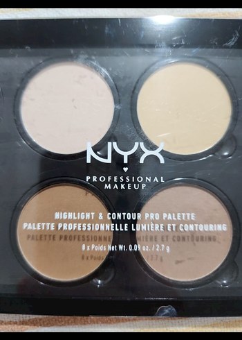 Beden NYX Highlighter, bronzer, kontur paleti