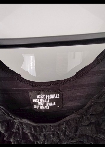 Siyah Fırfırlı Midi V Yakalı Elbise - Görsel 3