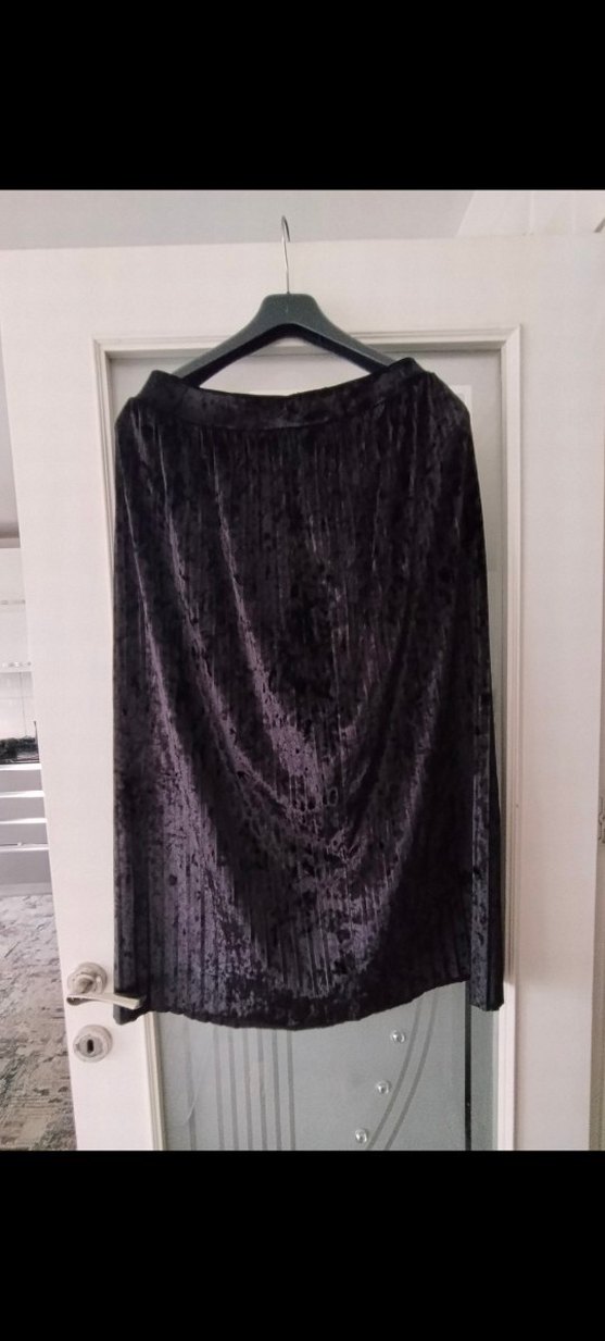 Siyah Uzun Drapeli Gotik Etek - Görsel 2