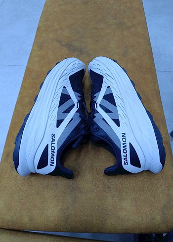 Erkek Beyaz siyah Salomon Spor Ayakkabı orijinal - Görsel 3