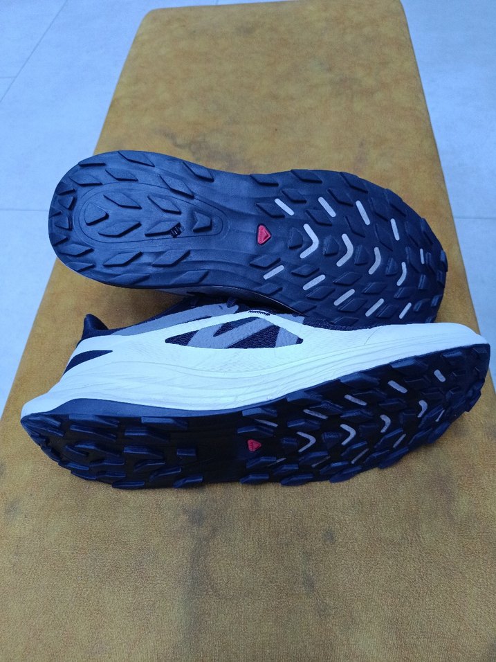 Erkek Beyaz siyah Salomon Spor Ayakkabı orijinal - Görsel 5