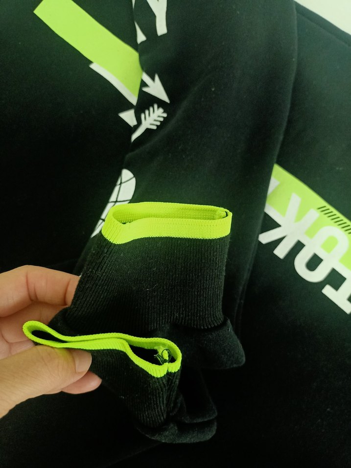 Oversize Siyah Baskılı Sweatshirt - Görsel 5