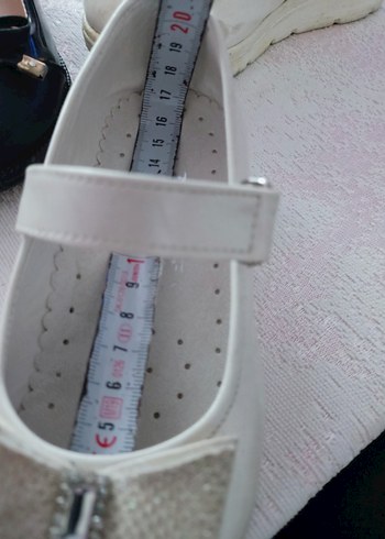 Kız Çocuk Beyaz Tokalı Babet Ayakkabı - Görsel 5