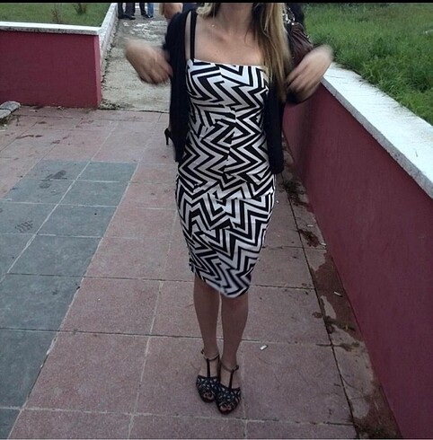 xs Beden Tarz elbise