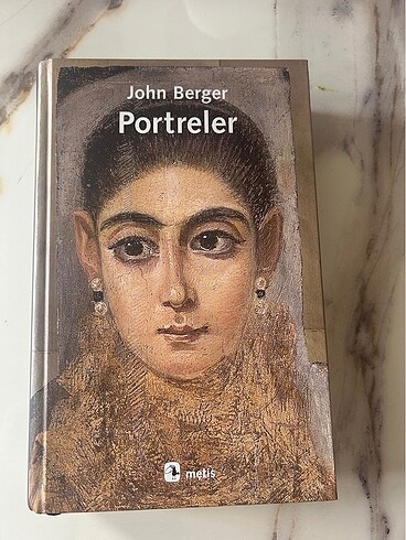 Portreler kitap