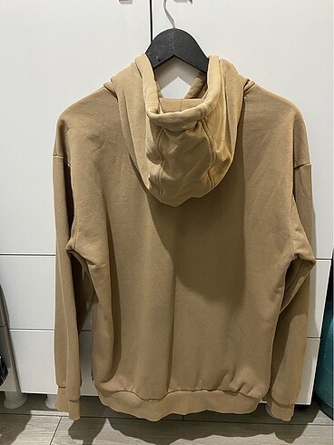 l Beden Kapişonlu Sweatshirt