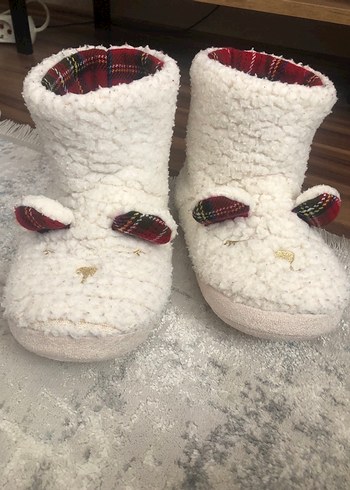 Kızlar için Beyaz Nakışlı Sıcak Ev Terliği - Görsel 2