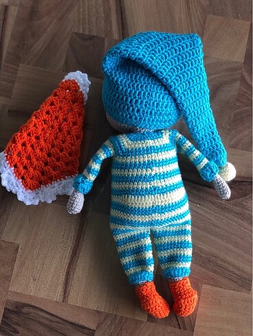 Beden Renk Amigurumi Uyku Arkadaşı