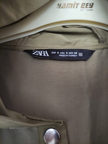 Zara Trenckot zara