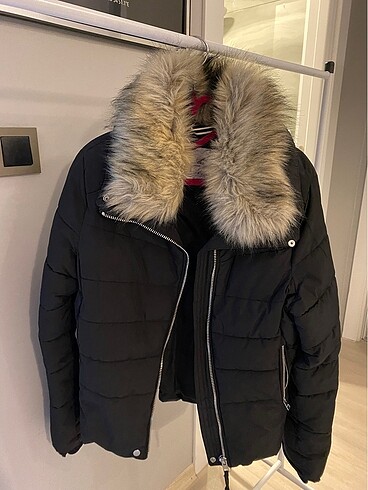 Bershka mont
