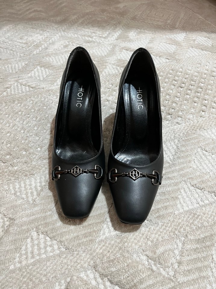 Siyah Klasik Kadın Topuklu Ayakkabı - Görsel 2