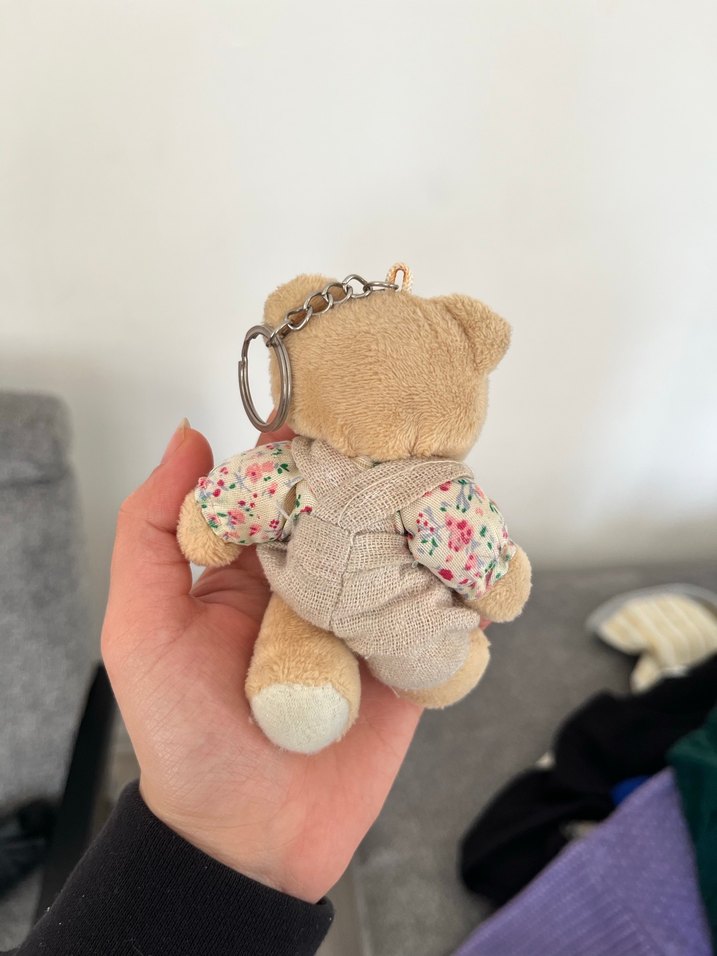 Çiçek Desenli Gömlekli Kahverengi Peluş Ayıcık - Görsel 3