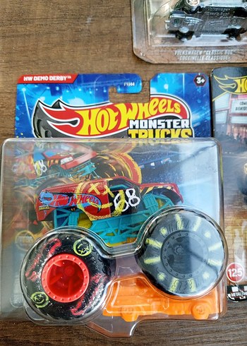 Hot Wheels Çok Renkli Oyuncak Arabalar - Görsel 2