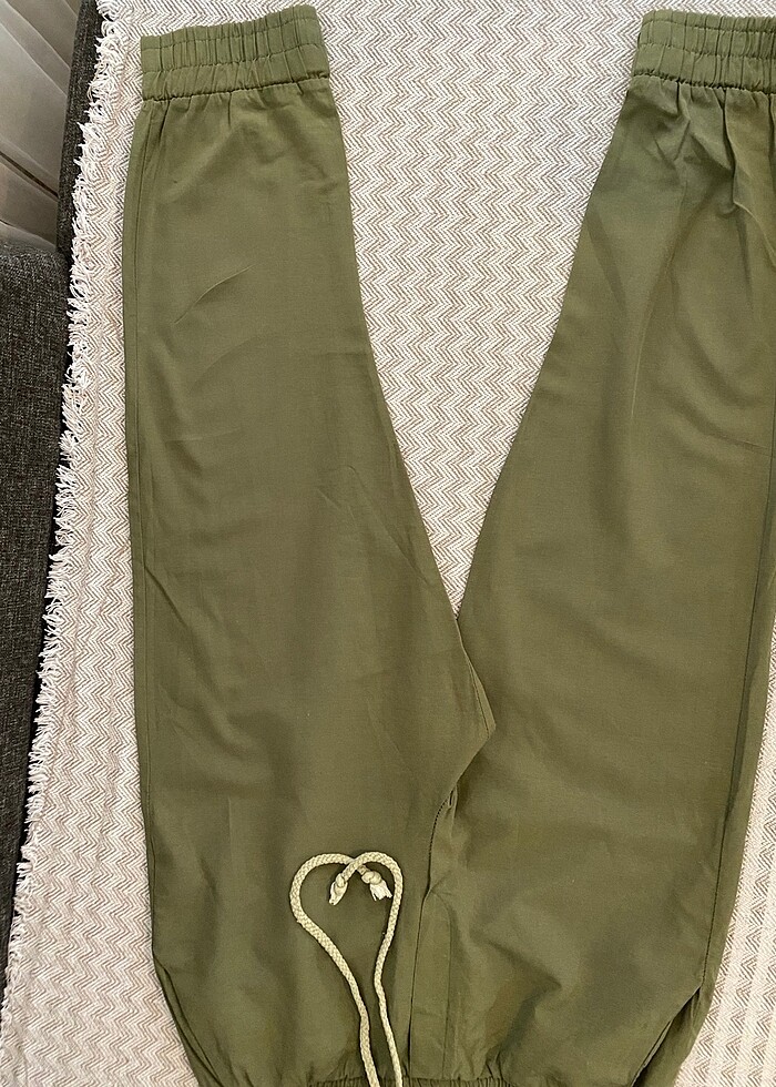 Bilek lastikli pantolon - Görsel 2