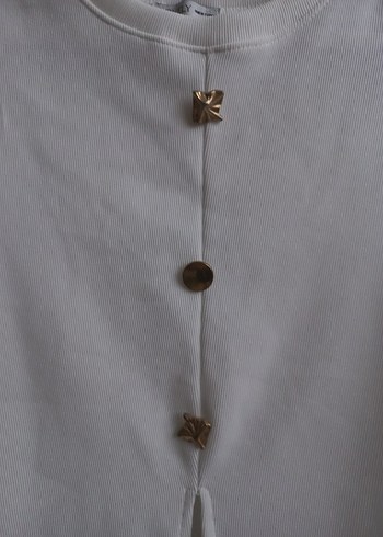 Düğmeli Beyaz Kadın Body - Görsel 2