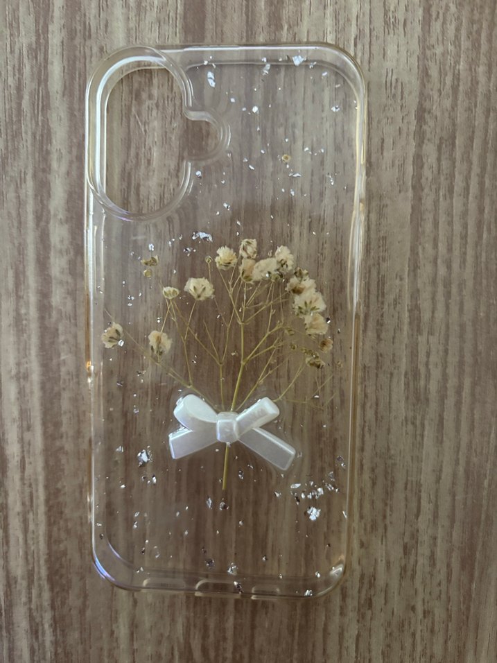 İphone 16 Beyaz Fiyonk Detaylı Telefon Kılıfı - Görsel 2