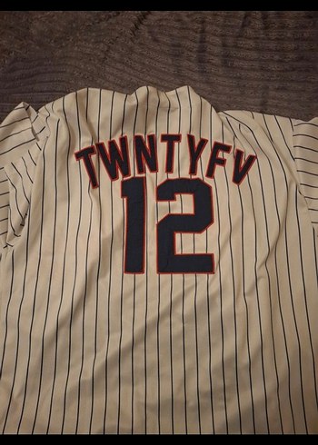 Düğmeli Beyaz Çizgili Vintage Erkek Tişört - Görsel 4