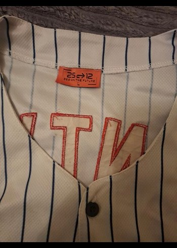 Düğmeli Beyaz Çizgili Vintage Erkek Tişört - Görsel 3