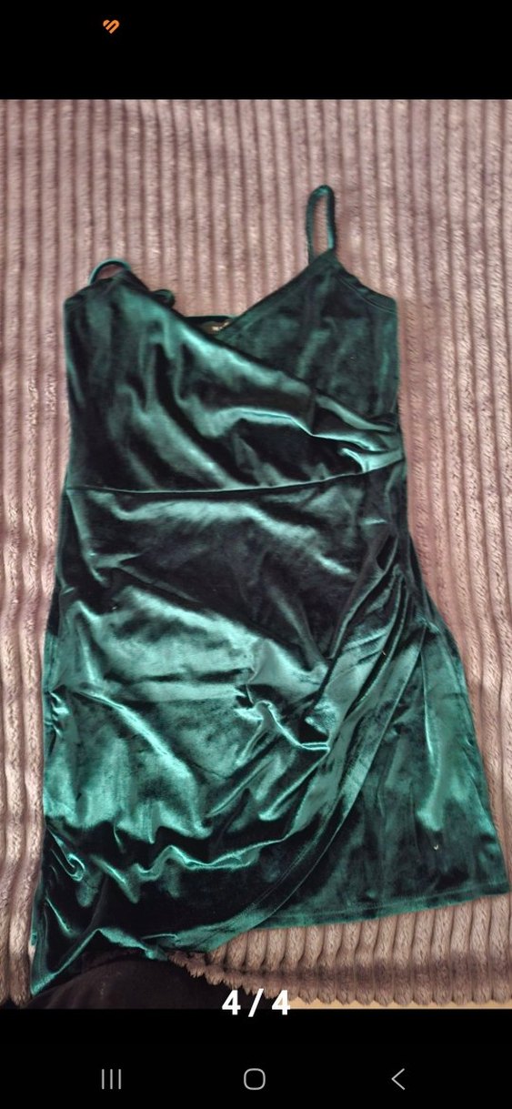 Zümrüt yeşili Kadife elbise - Görsel 2