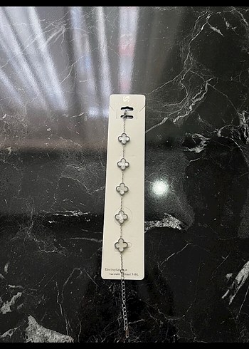 Accessorize Çelik gümüş renk yonca bileklik