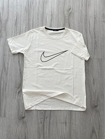 s Beden Nike T-Shirt