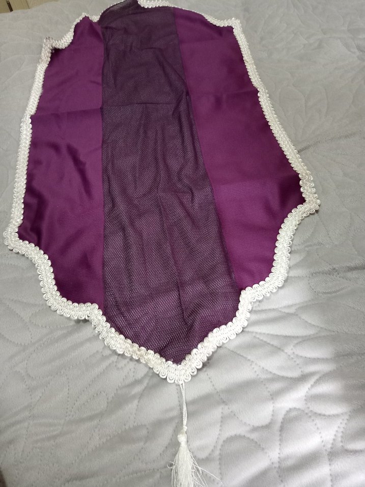 Mor Nakışlı Parlak Masa Örtüsü- runner - Görsel 2