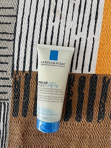 La roche posay yüz yıkama jeli