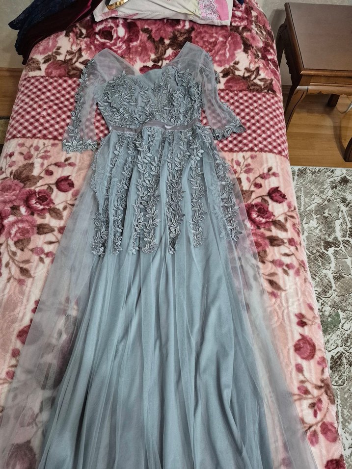 Uzun Kollu Gri Dantel İşlemeli Bohem Elbise - Görsel 3