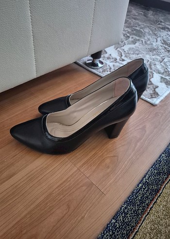 Kadın Siyah Modern Klasik Topuklu Ayakkabı - Görsel 5