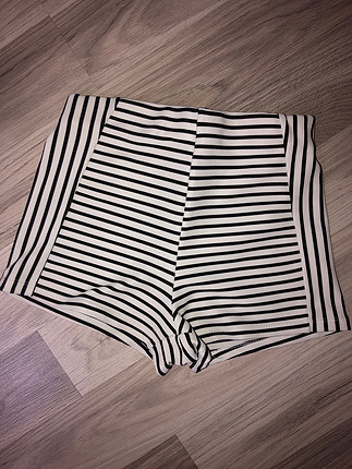 s Beden çeşitli Renk Pull bear şort