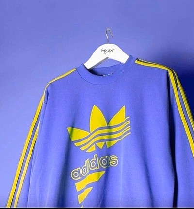 Adidas lila sweat