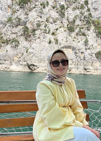 Tereyağ sarısı gömlek