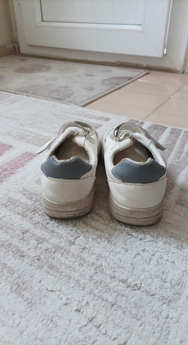 Kız Çocuk Beyaz Günlük Spor Ayakkabı - Görsel 3